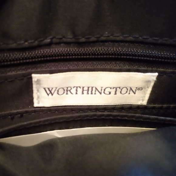 Worthington Black Zippered Leather Shoulder Bag - Picture 4 of 6